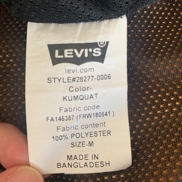 Levi’s Yellow K-Way Jacket – Medium Size – Bright & Lightweight - Picture 5 of 5